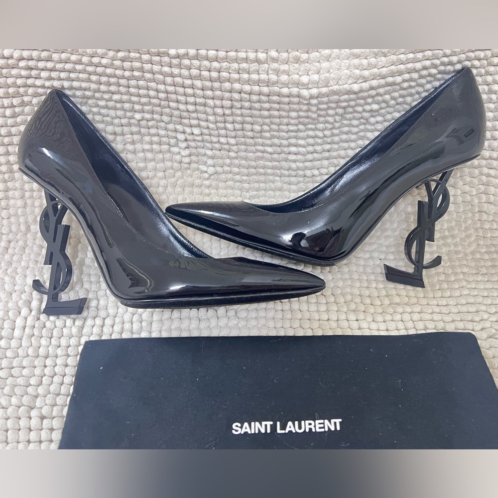 YSL Opyum 110 black patent leather pump